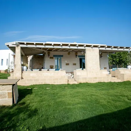 Βίλα Detached Trullo Estate In Torre Suda *